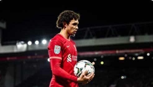 半场战报：本菲卡0-0勒沃库森，奥塔门迪中柱