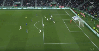 曼联冬窗买中场新增一人选，价格3000万！刚完成43米小贝式吊射