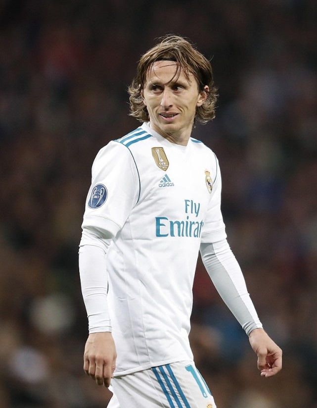 全市场：尤文和米兰正密切关注比利时17岁前锋穆泰巴